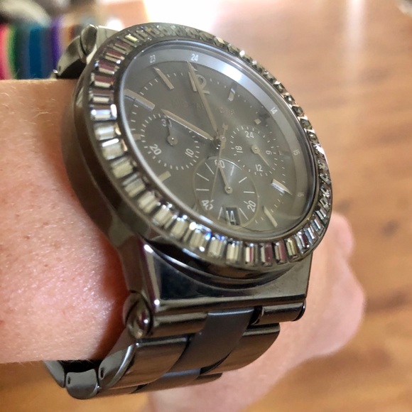 *Sold on Facebook* Michael Kors Gunmetal - Picture 7 of 8